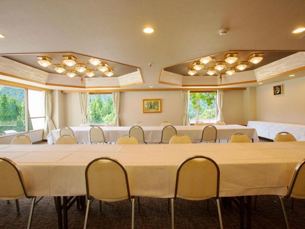 Tateyama Kokusai Hotel Toyama Station Extérieur photo