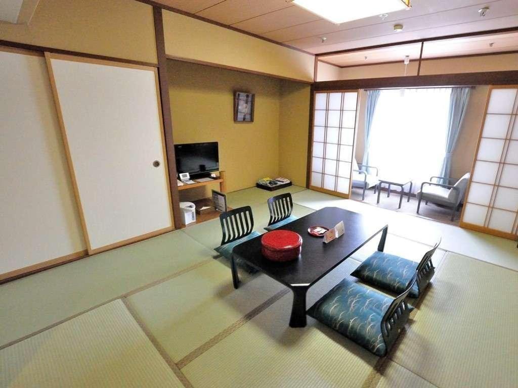 Tateyama Kokusai Hotel Toyama Station Extérieur photo