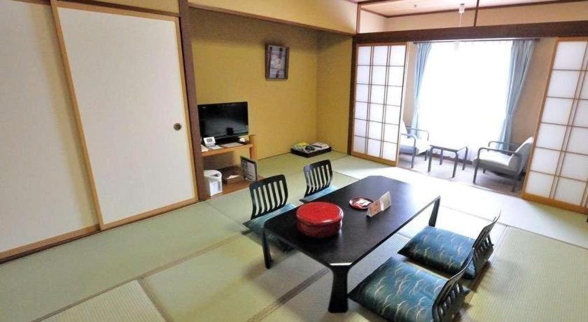 Tateyama Kokusai Hotel Toyama Station Extérieur photo